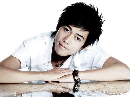 苏醒爆料娱乐圈小说推荐,娱乐圈幕后风云，揭开明星真实生活面纱